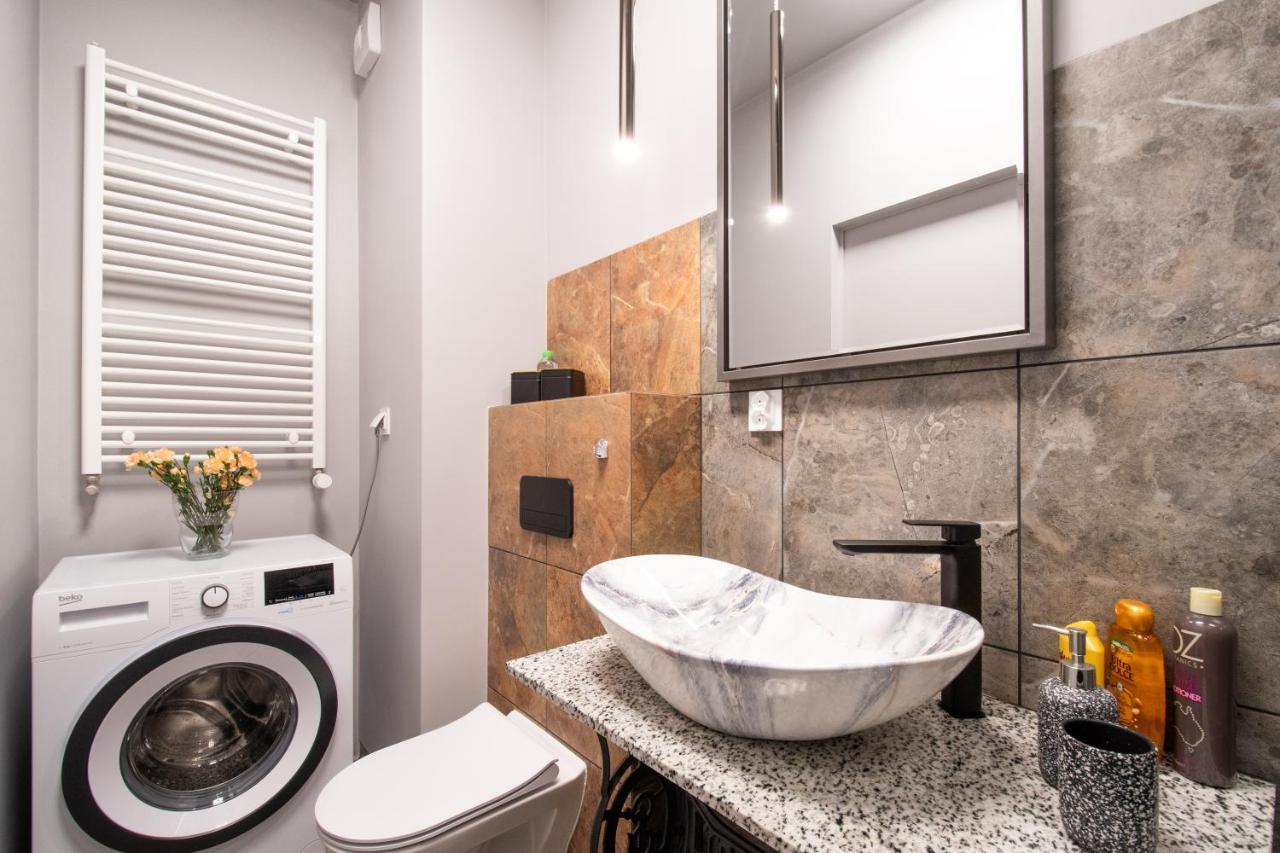 Stylowe Studio Krzemieniecka, Metro Slodowiec, Free Parking By Cosmo Spirit Варшава Екстер'єр фото