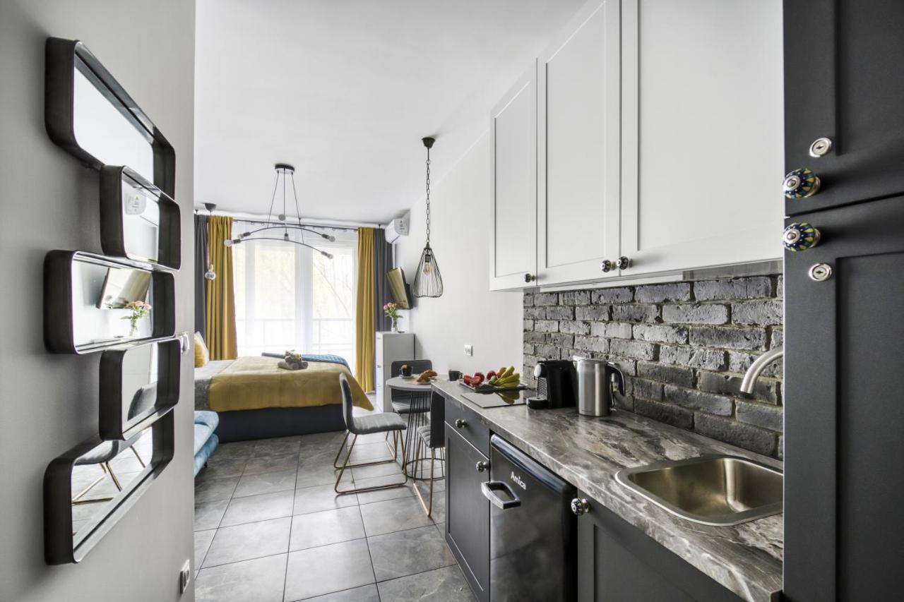 Stylowe Studio Krzemieniecka, Metro Slodowiec, Free Parking By Cosmo Spirit Варшава Екстер'єр фото